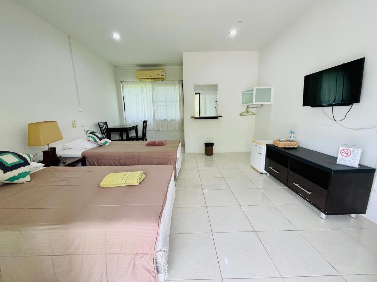 Wassana Sitdharma Guesthouse Trang Kültér fotó