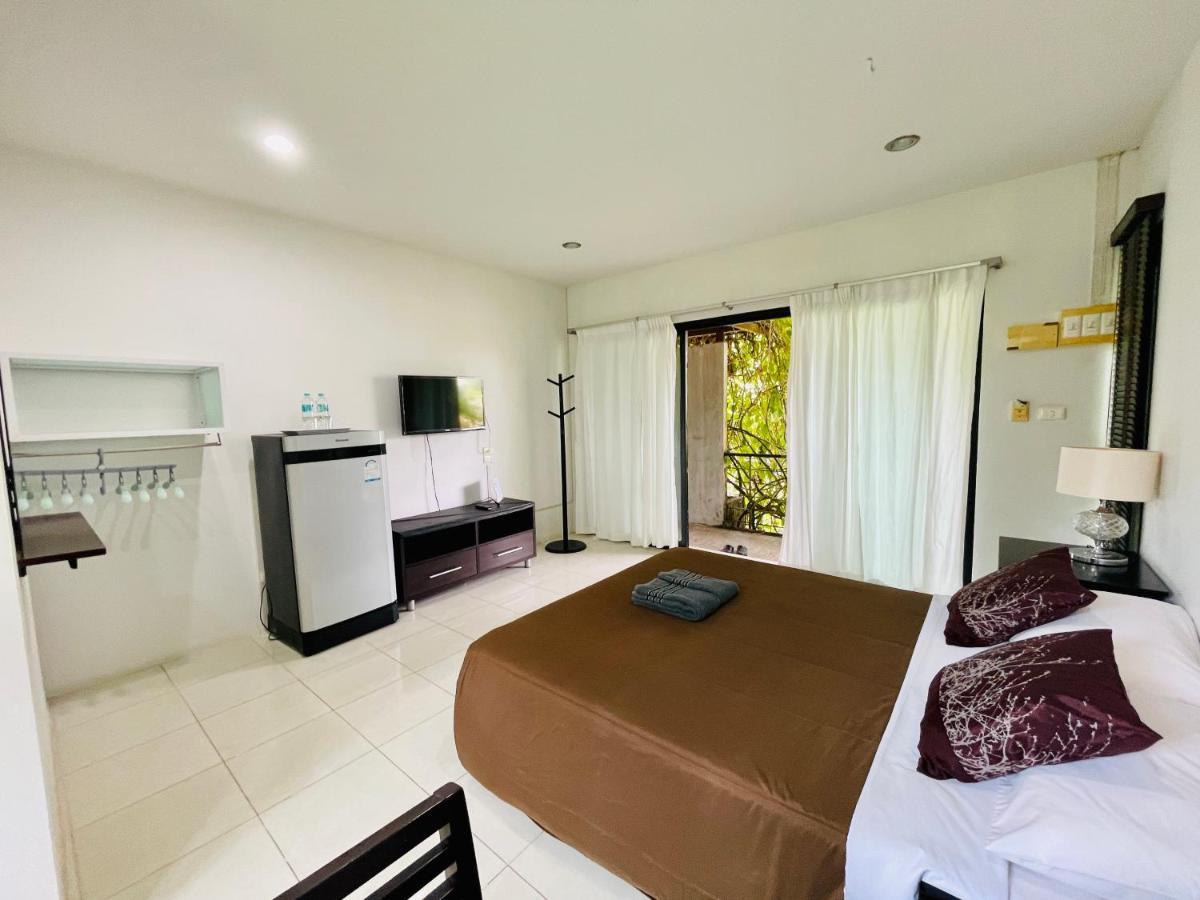 Wassana Sitdharma Guesthouse Trang Kültér fotó