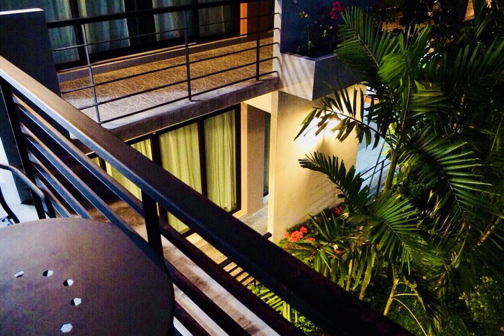 Wassana Sitdharma Guesthouse Trang Kültér fotó